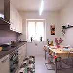 Melody's Garden House -relax Near Apartmán