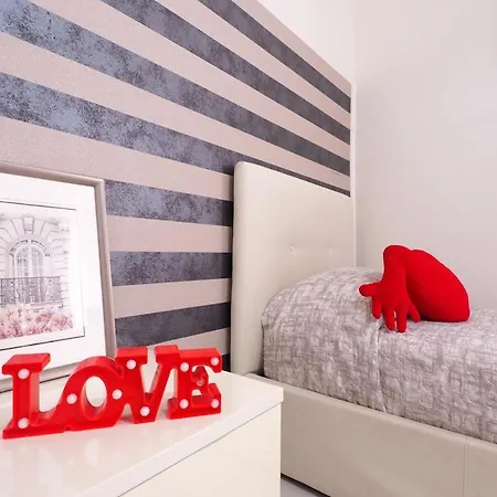 Melody's Garden House Apartment Como