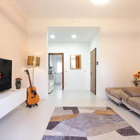 Melody's Garden House *