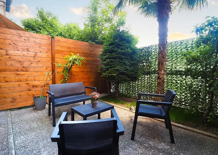 דירה Melody's Garden House *