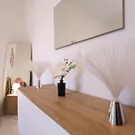 شقة Melody's Garden House -relax Near كومو