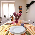 Melody's Garden House -relax Near شقة *